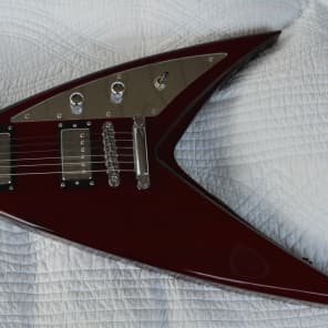 ESP Super V SE Black w/Silver Stripes (2008) - Guitar Compare