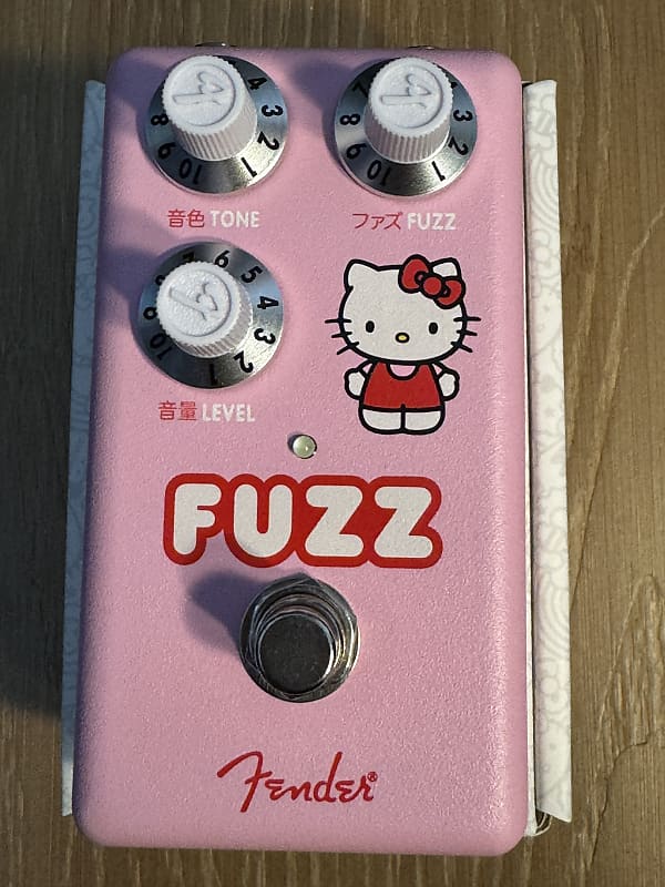 Fender Hello Kitty Fuzz