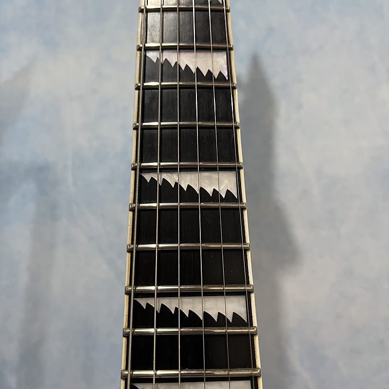 Edwards by ESP E-AL-128 Saw Tooth Alexi Laiho 2012 Black Edwards by ESP E-AL-128 Saw Tooth Alexi Laiho 2012 Black