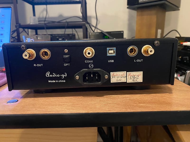 Audio-gd NFB-2 DAC with WM8741
