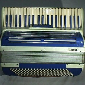 Vintage Very Beautiful Roma 120 Bass Accordion with 3 Stops, in Original Case & Ready to Play as-is image 2