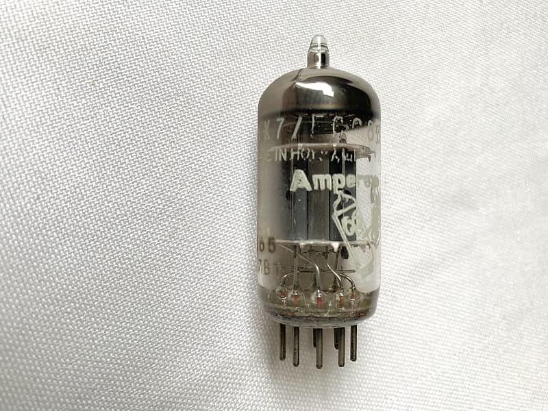 Amperex Bugle Boy 7025 (ECC83 / 12AX7A)