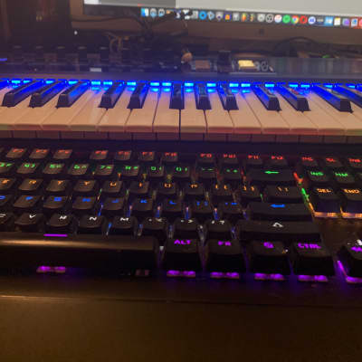 Native Instruments Komplete Kontrol S49 Keyboard Controller image 1