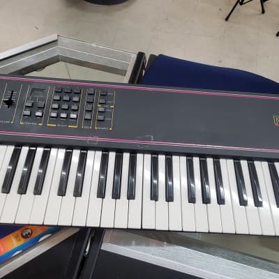 Ensoniq Mirage DSK-8 Digital Sampling Keyboard 1984 - Grey