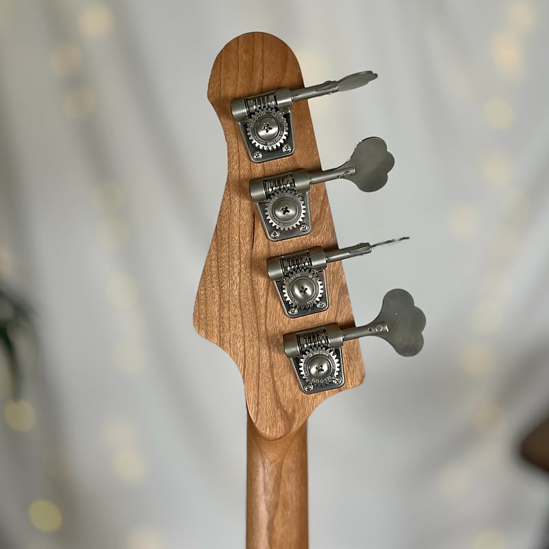Offbeat Guitars 