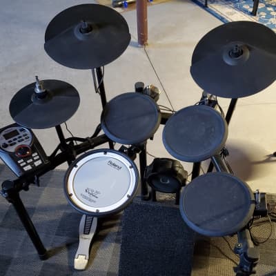 ROLAND TD-11 e-kit 2010 - black finish