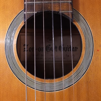 Vintage Zen-On Gut Guitar Seisaku-SHO Japan Model 50 Natural Full