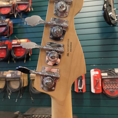 Fender Player-Series Left-Handed Precision Bass 2018 - Black image 4