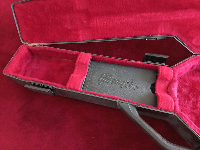 Gibson Guitars Gibson Chainsaw Case Gen Gibson Chainsaw Case Gen