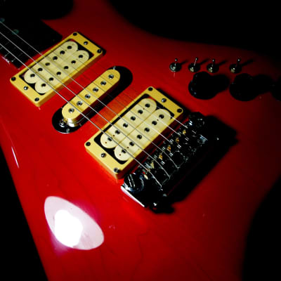 LADO Condor 1 1981 Crimson Red Burst. Very Rare. Only 100 made. Handmade. High Quality. Superb Play image 10