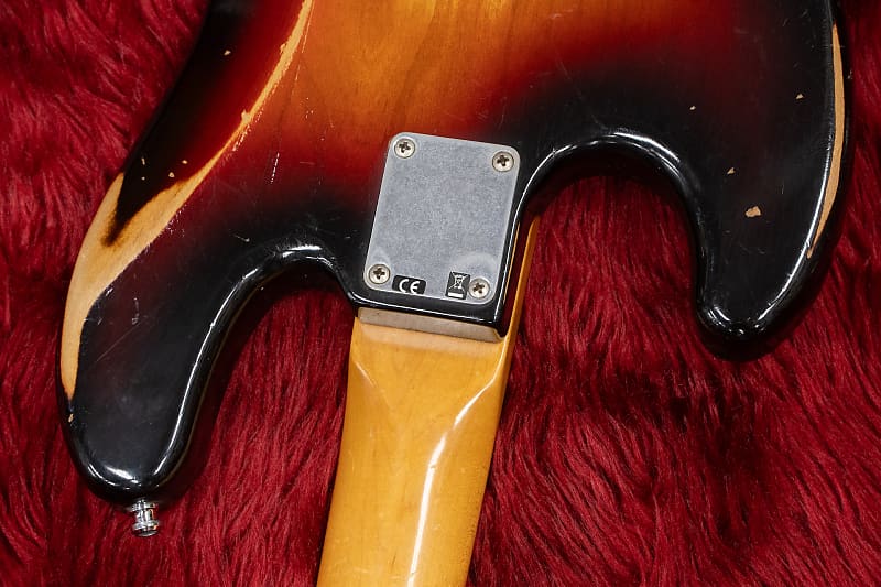 Pre-owned Fender Jazz bass 1978 | Bass Buddha