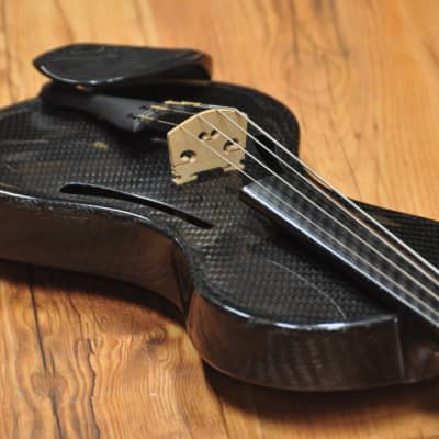 Qarbonia Carbon Fibre Baritone Violin image 8