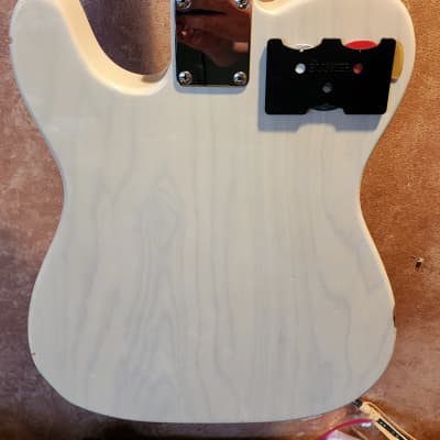 50's Fender Telecaster with Tremolo (2003-2007) - Maple Fingerboard-White Blonde image 9