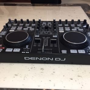 Denon Dj controller MC3000 Denon MC 3000.. slightly used