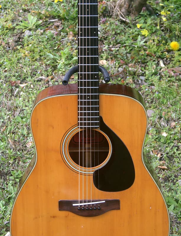 1971 Yamaha FG180 Red Label Nippon Gakki+ Vintage Hard Case