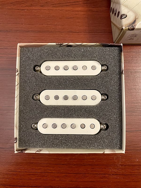 Bare Knuckle Pickups Mother's Milk - Parchment - Stratocaster | Reverb