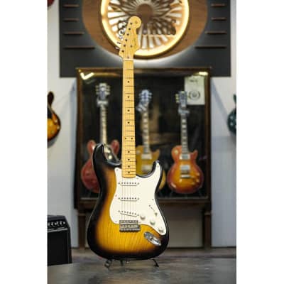 2004 Fender Custom Shop Yuriy Shishkov Masterbuilt 50th Anniversary 54 Stratocaster 2 Tone Sunburst image 2