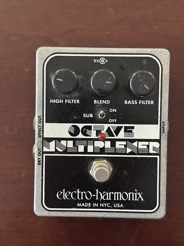 Electro-Harmonix Octave Multiplexer XO Analog Sub-Octave Generator