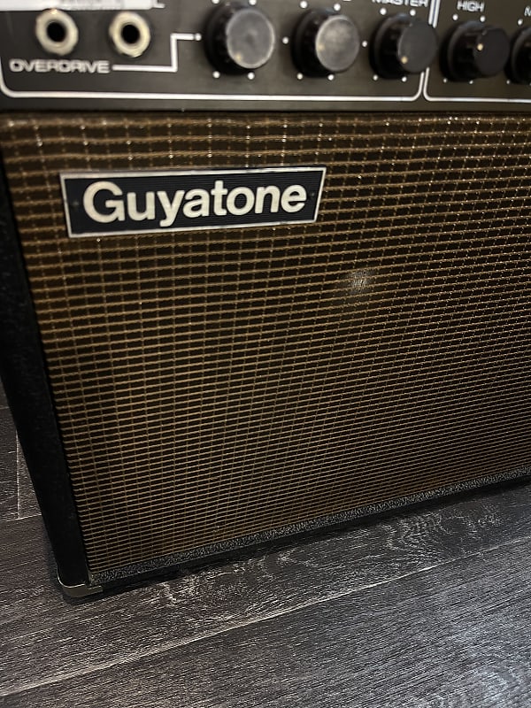 Guyatone Zip 300