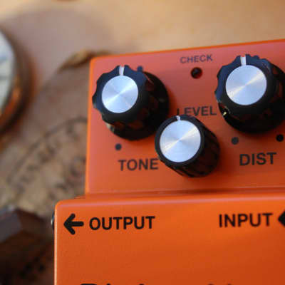 BOSS "DS-1 Distortion" image 12