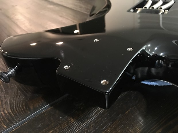 エレキギター Warmothボディ 国産fenderネック EMG ピックアップ