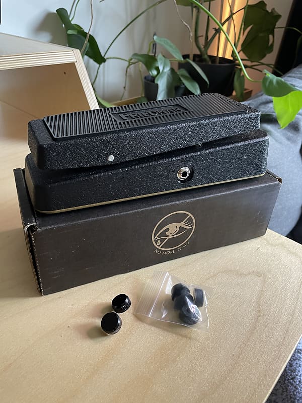 Friedman Gold-72 No More Tears Wah Black | Reverb Canada