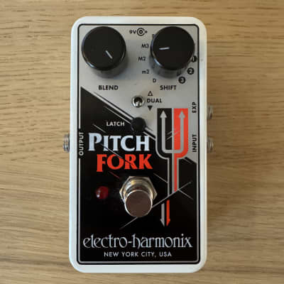 Electro-Harmonix Pitch Fork Polyphonic Pitch Shift | Reverb