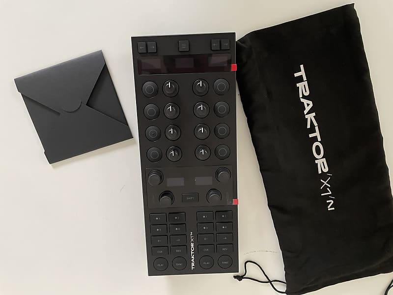 Native Instruments Traktor X1 MK3 – United States
