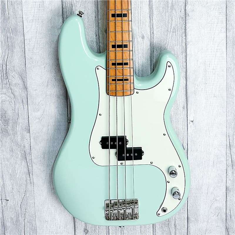 Squier classic vibe 70s precision bass shop surf green