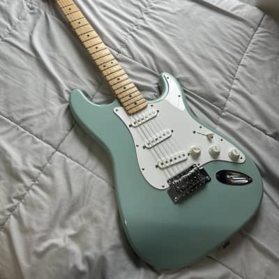 Fender Standard Stratocaster 2006 - 2017 | Reverb