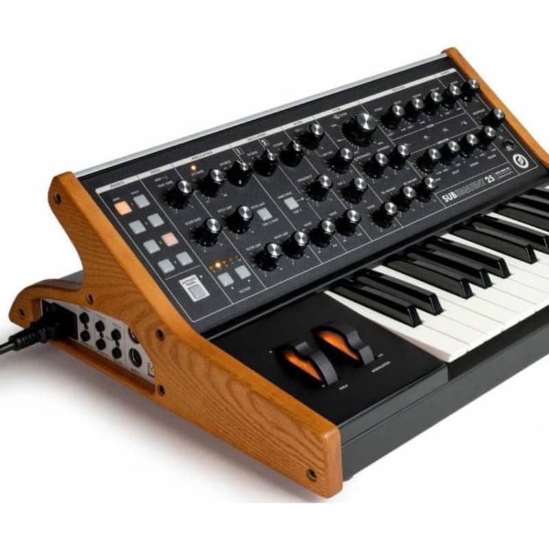Moog Music Subsequent 25 Analog Performace Synth | Reverb