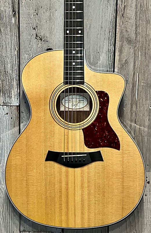Taylor 214ce DLX | Reverb Canada