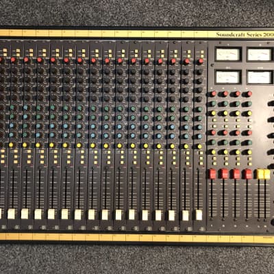 Soundcraft Series 200B アナログミキサー 電源ユニット付
