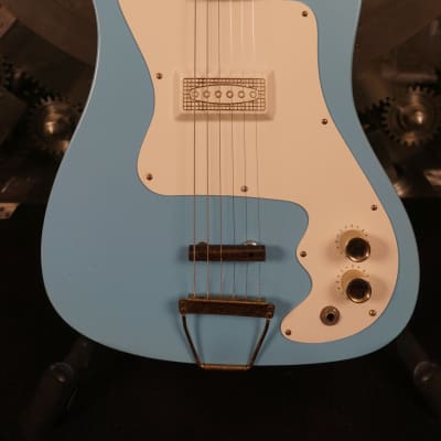 Kay Vanguard 60s - Light Blue Electric Guitar w/ Chipboard Case image 4