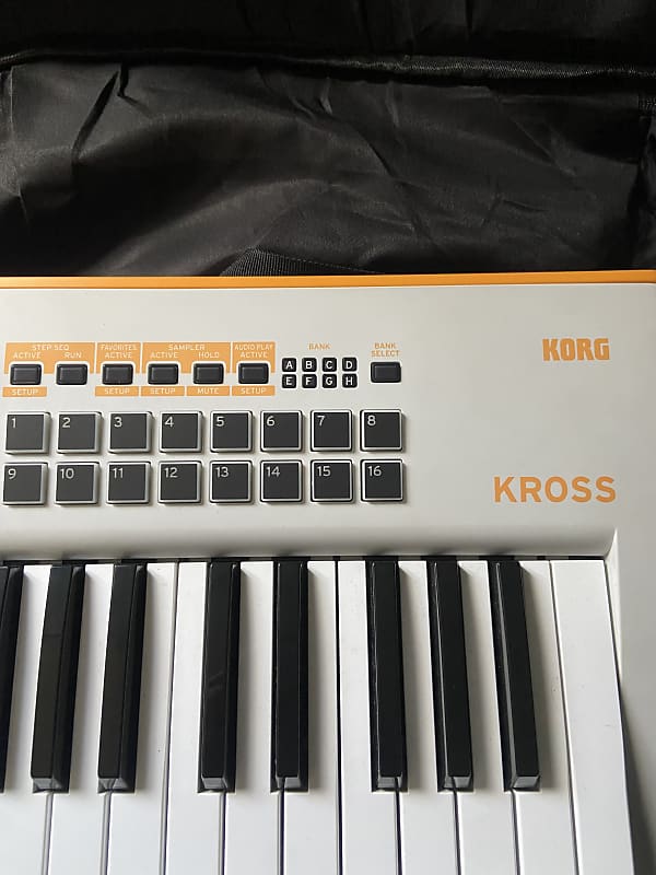 Korg KROSS 2 61 61-Key Synthesizer Workstation Special Edition Neon Orange  | Reverb