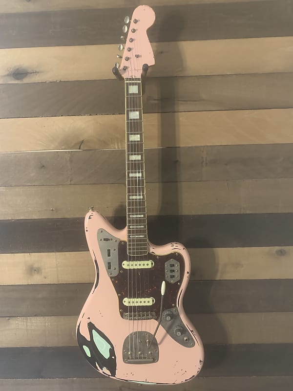 Fender Squier Classic Vibe 70's Jaguar Shell Pink Refinish Nitro Lacquer