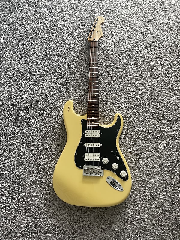 Fender Player Stratocaster HSH | Reverb Canada