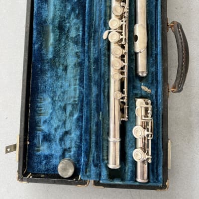 Newest Windsor flute with case