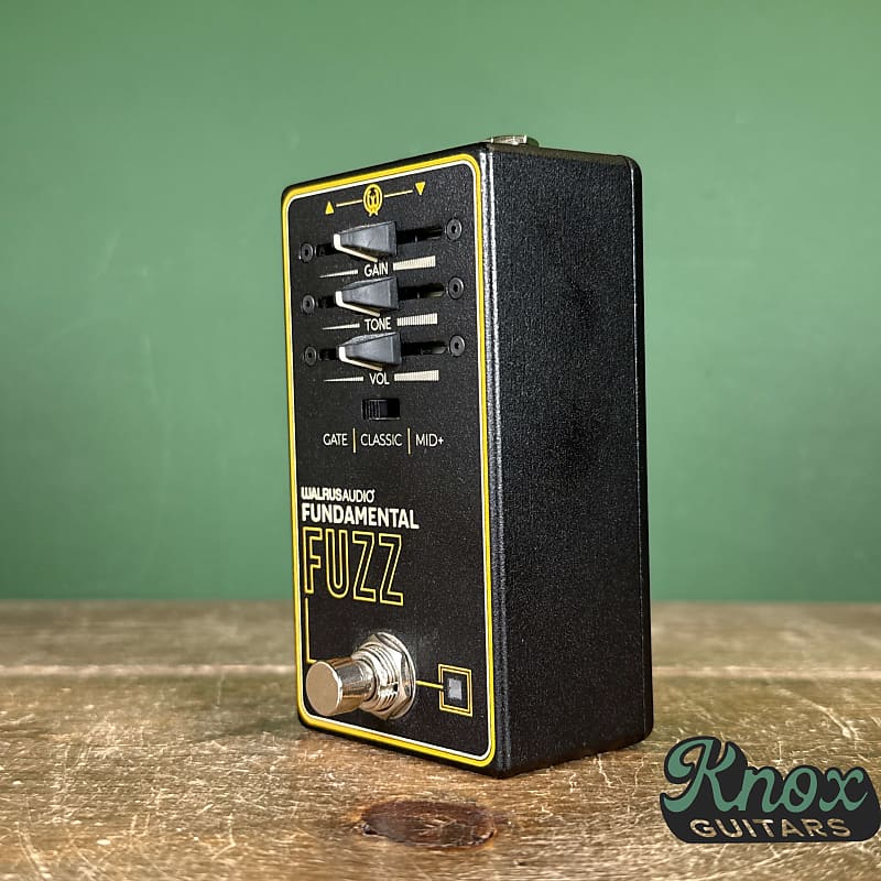 Walrus Audio Fundamental Fuzz
