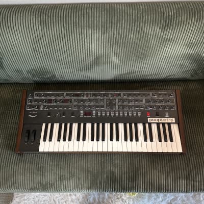 Sequential Prophet-6 49-Key 6-Voice Polyphonic Synthesizer 2018 - 2020 - Black with Wood Sides