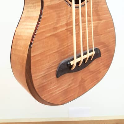 Oscar Schmidt OUB800K Acoustic-Electric Ukulele Bass, Flamed Maple body. Includes deluxe bag. image 4