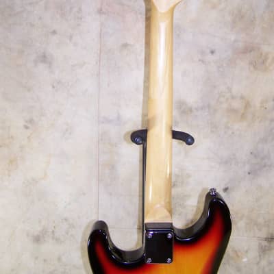 Harmony Stratocaster 2010s Burst image 6