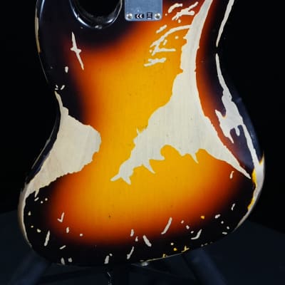 Fender Custom Shop Jaco Pastorius Relic Fretless Jazz Bass Guitar 3-Color Sunburst image 4