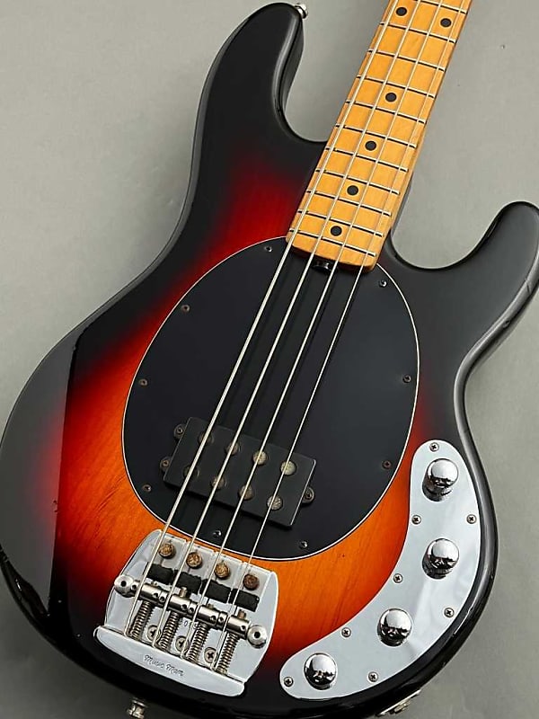 Ernie Ball Music Man Stingray EX -Vintage Sunburst/M-［Made in  Japan］［GSB019］ | Reverb Norway