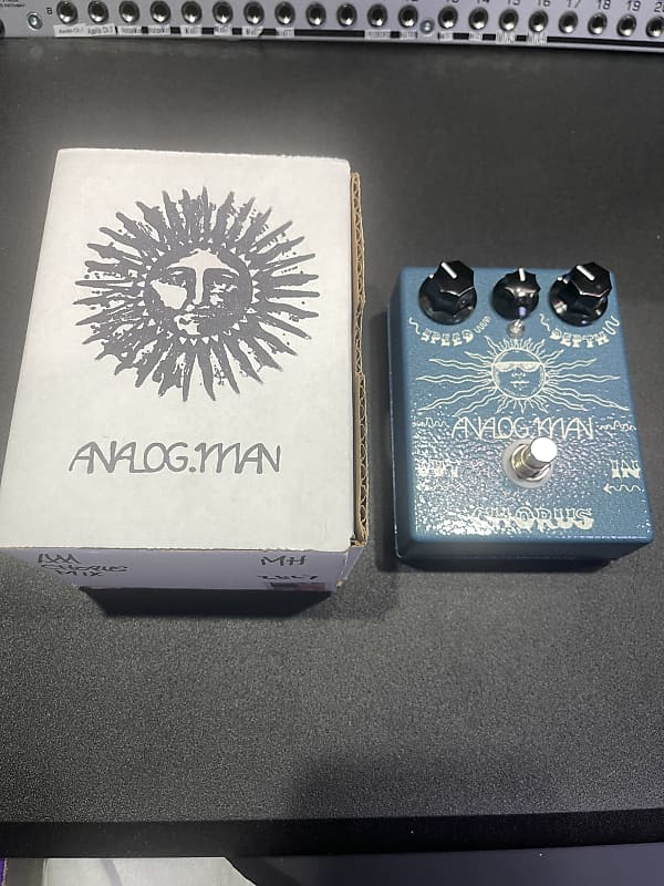 Analogman Chorus