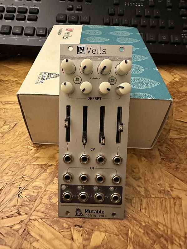 Mutable Instruments Veils