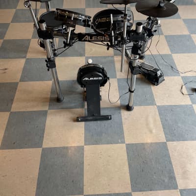 Alesis Surge Mesh Kit Electronic Drum Set 2010s - Black image 1