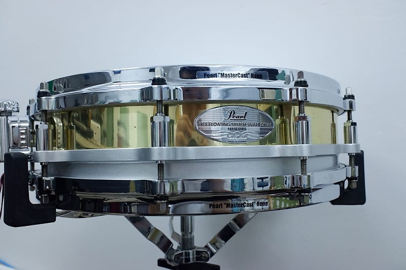 Pearl FB-1435/C Free-Floating Brass 14x3.5 Piccolo Snare Drum (3rd Gen)  2005 - 2010 - Brass