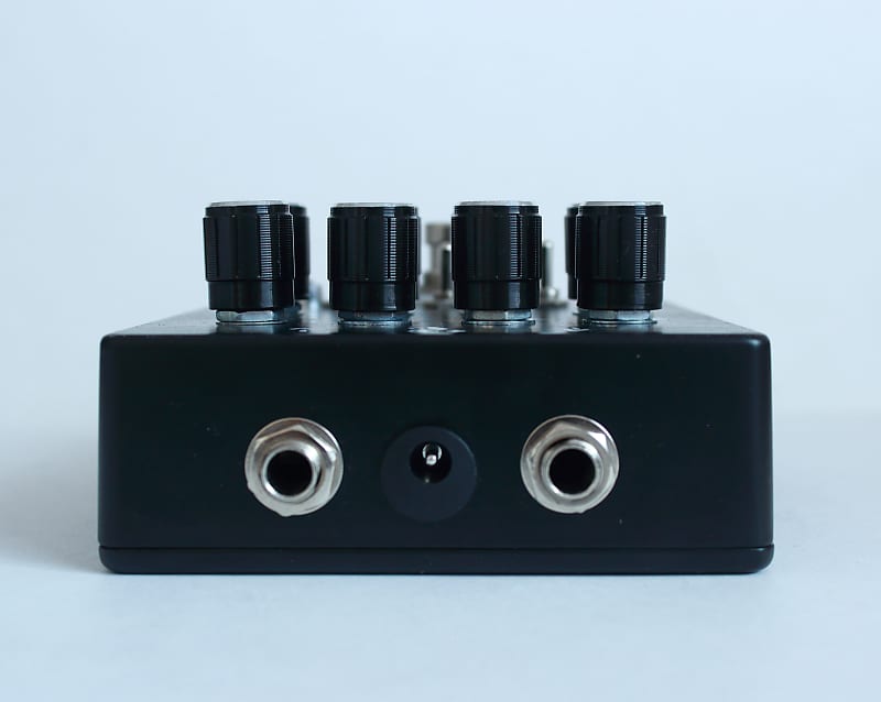 Noise Rumble ノイズランブラー Noise Rumble noise synth, glitch and distortion pedal | Reverb