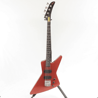 SEEN エクスプローラーベース またベースを買ってしまいました。GibsonのExplorerですね。結構